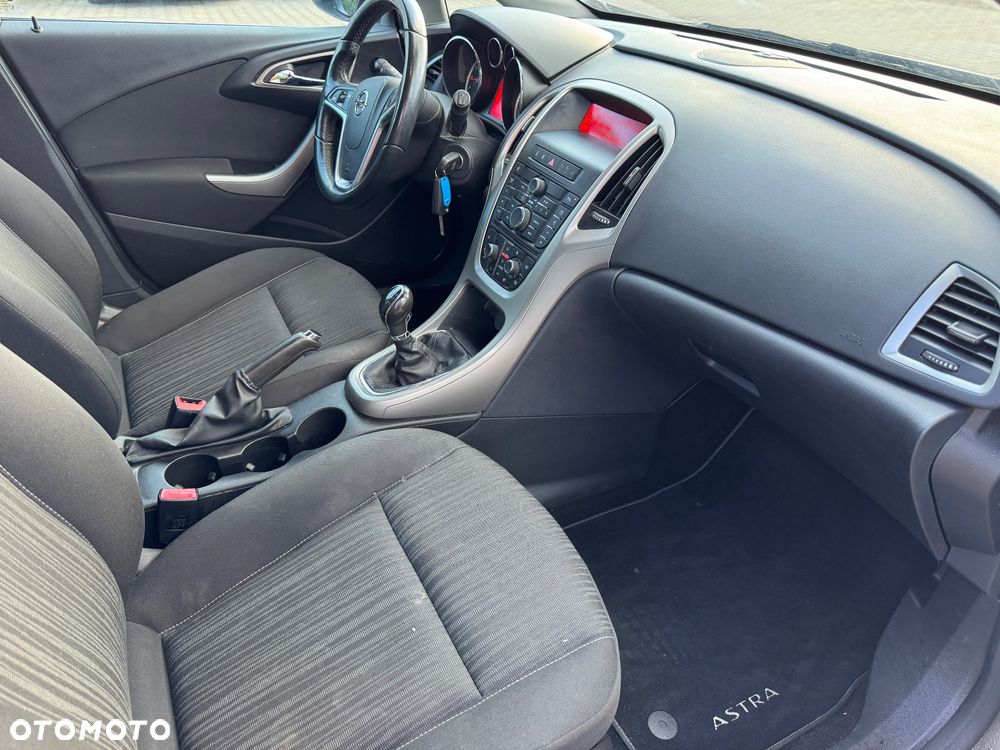 Opel Astra 1.4 Turbo ecoFLEX Start/Stop 150 Jahre - 14