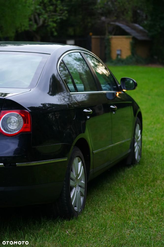 Volkswagen Passat 1.8 TSI Highline - 4