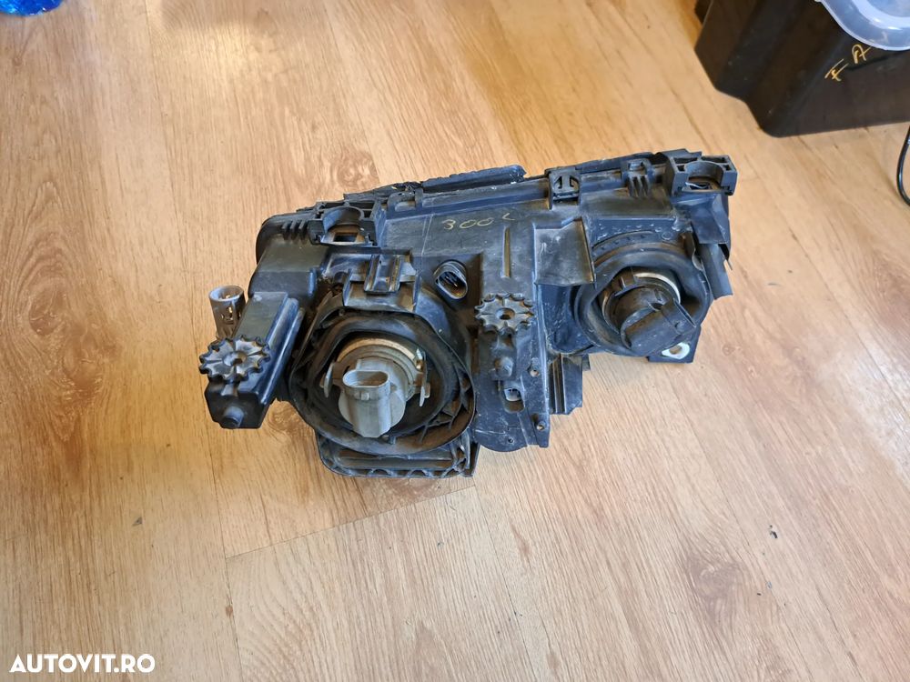 Far stanga halogen original Bmw Seria 3 E46 - 4