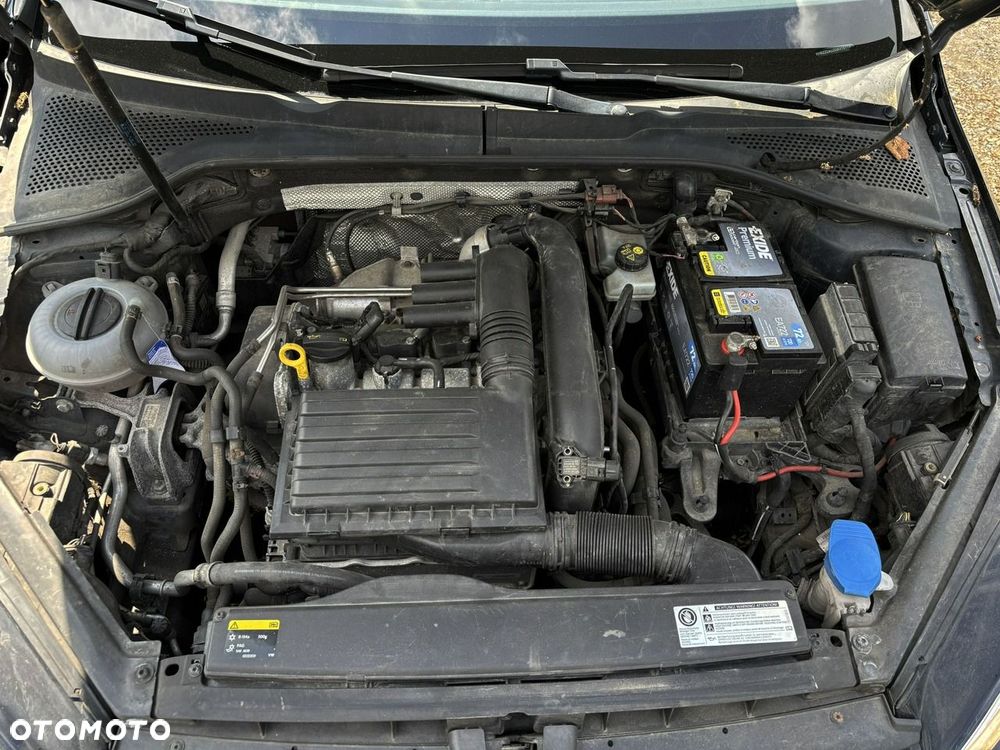 Volkswagen Golf 1.4 TSI BlueMotion Technology Comfortline - 8