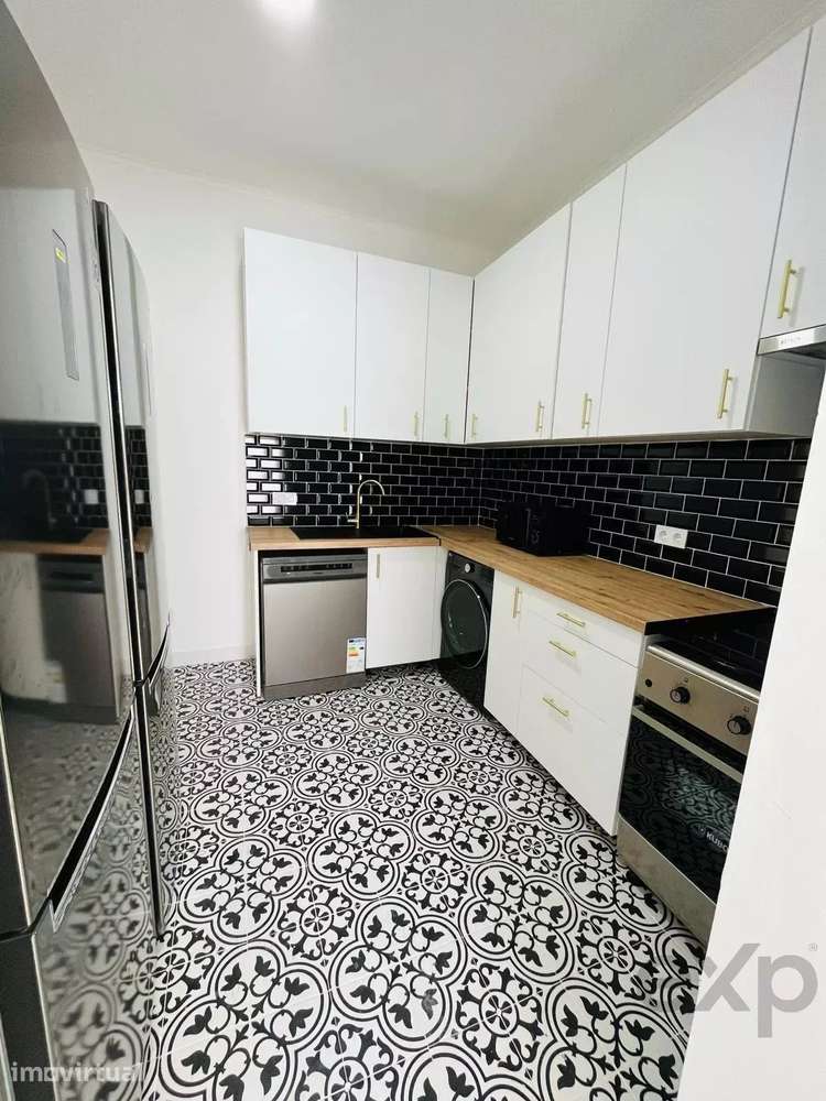 Moradia de 10 Assoalhadas na Costa da Caparica - Grande imagem: 3/17
