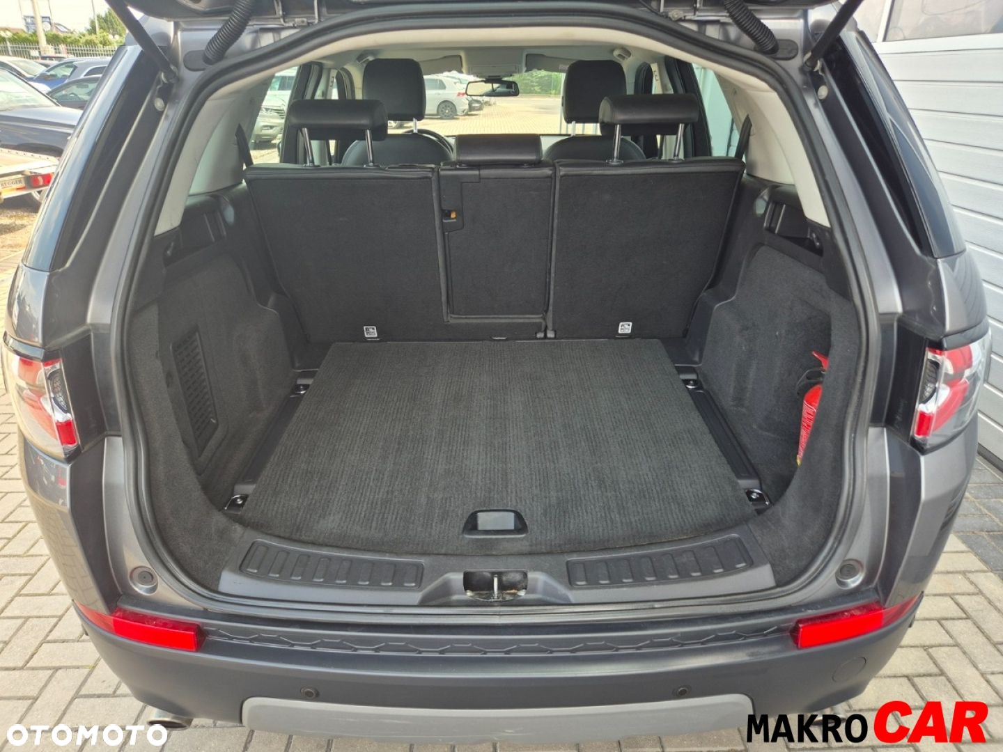 Land Rover Discovery Sport - 25