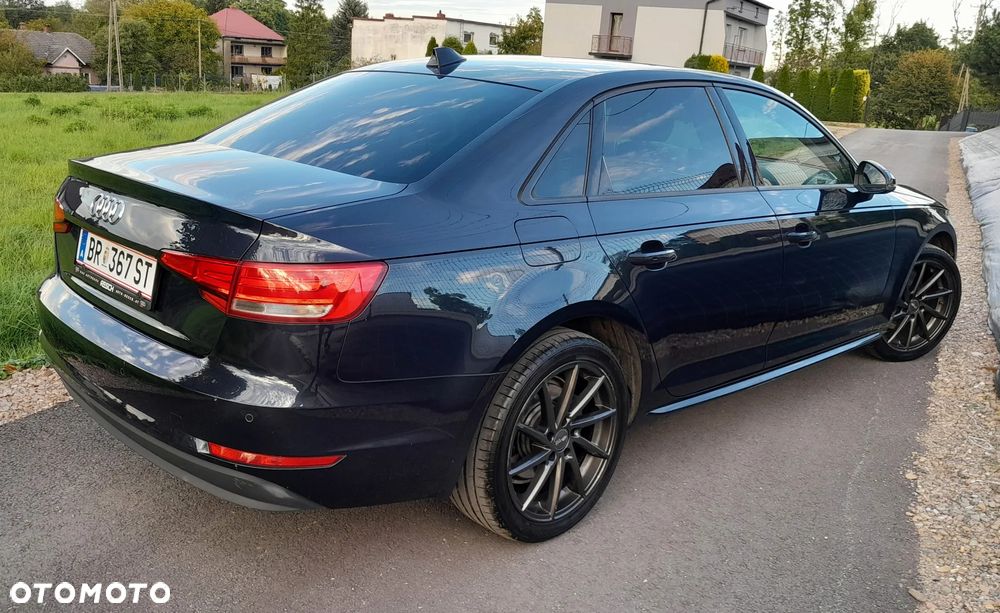 Audi A4 Limousine 2.0 TDI - 4