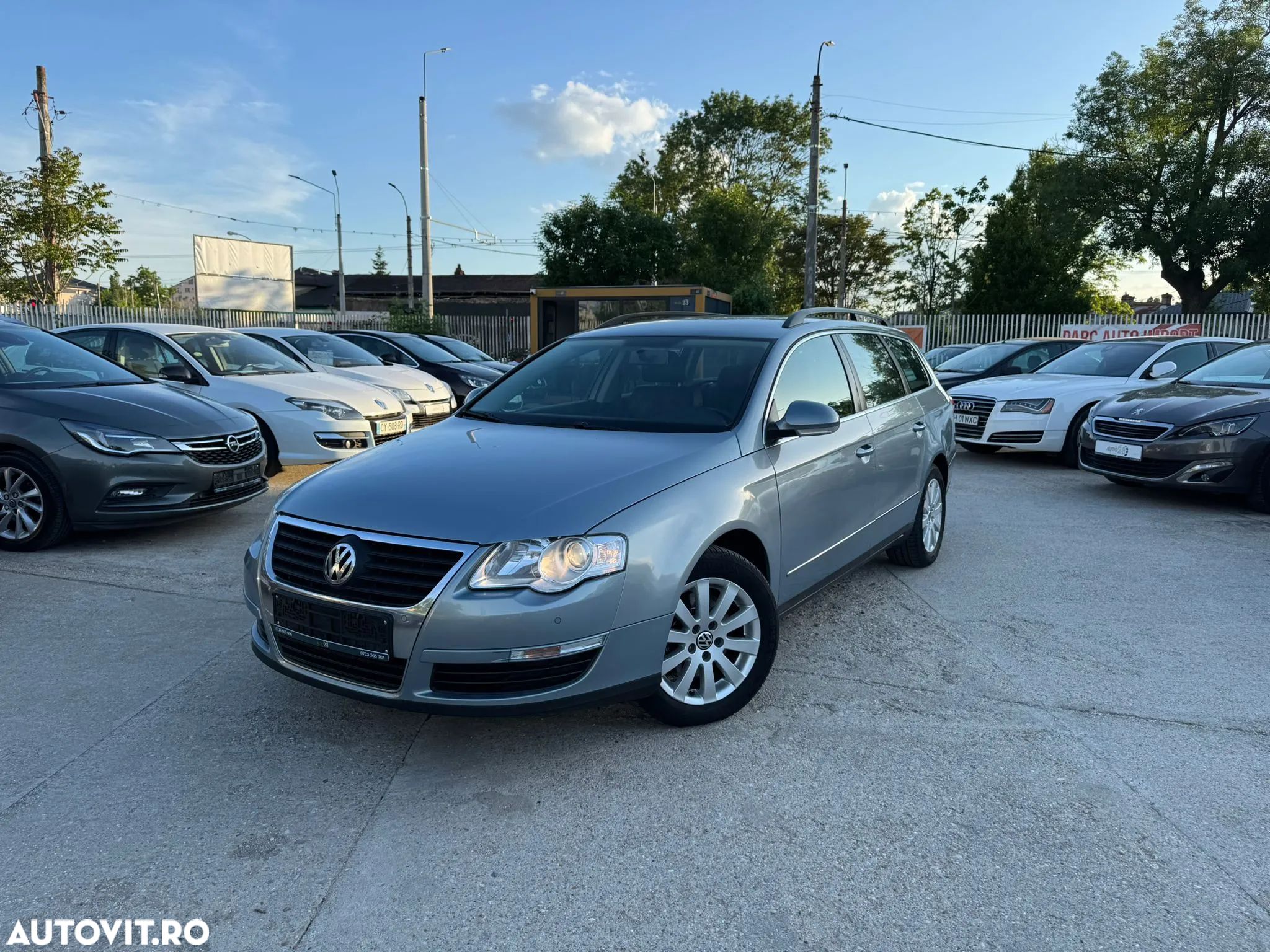 Volkswagen Passat Variant 2.0 TDI Highline DPF DSG - 1