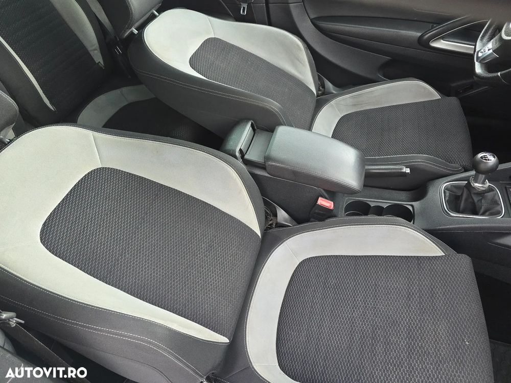 Volkswagen Scirocco - 10