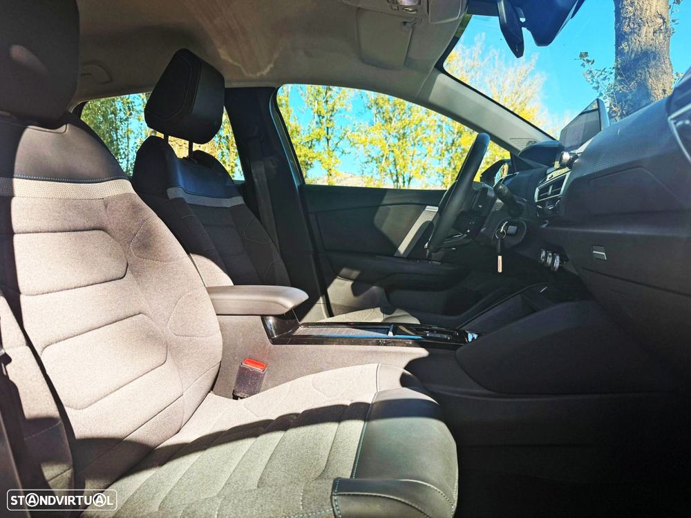 Citroën C4 1.2 PureTech Feel Pack EAT8 - 8