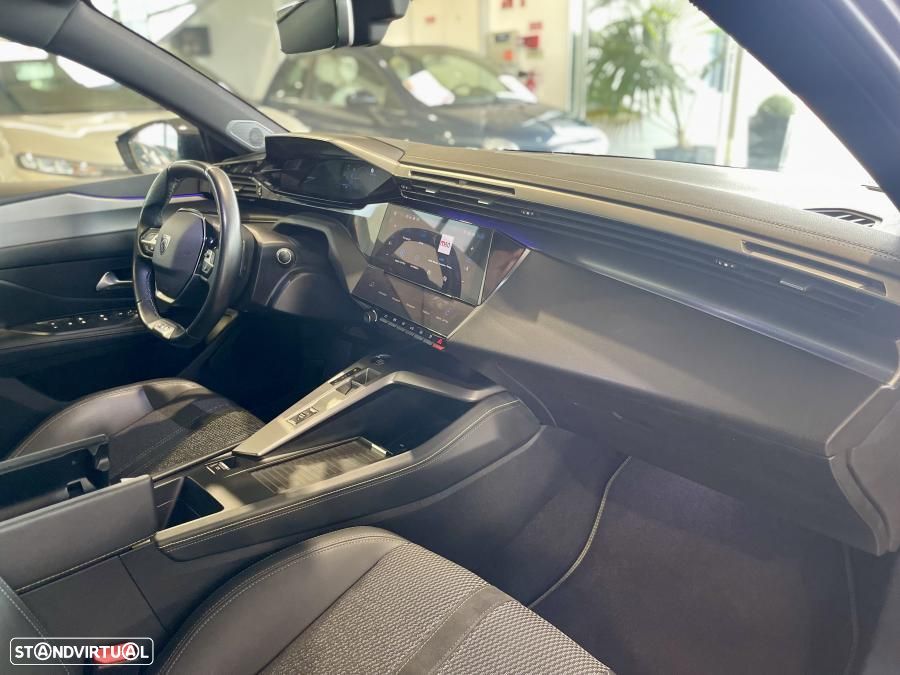 Peugeot 308 1.6 Hybrid GT Pack e-EAT8 - 32