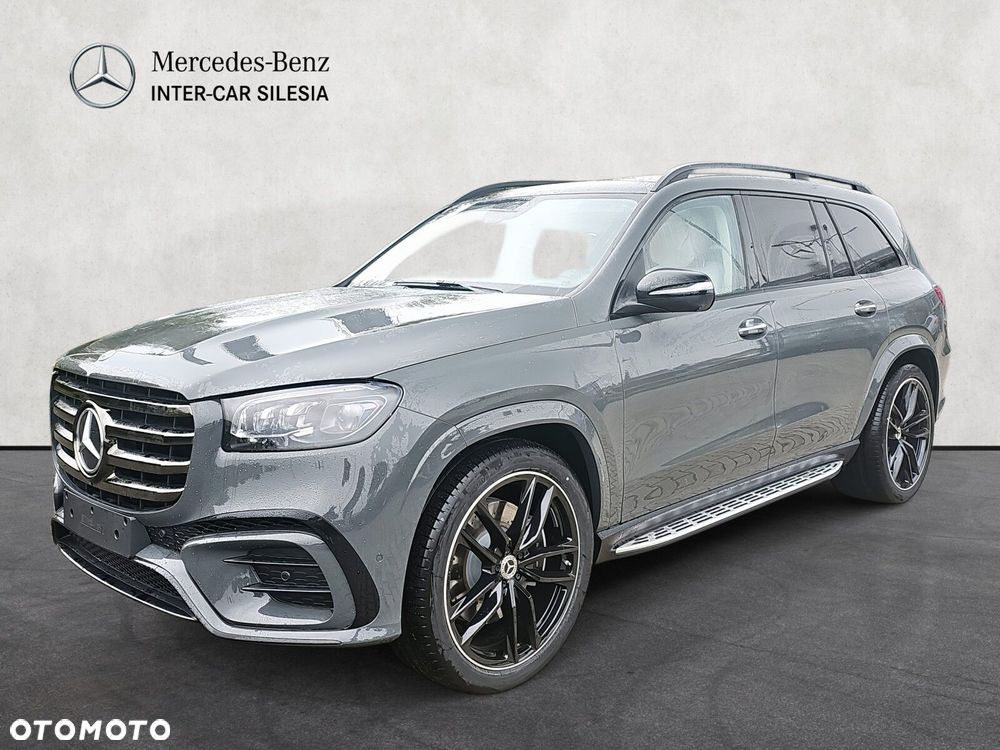 Mercedes-Benz GLS - 1