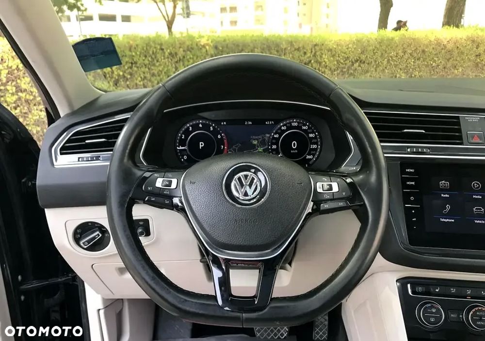 Volkswagen Tiguan - 18