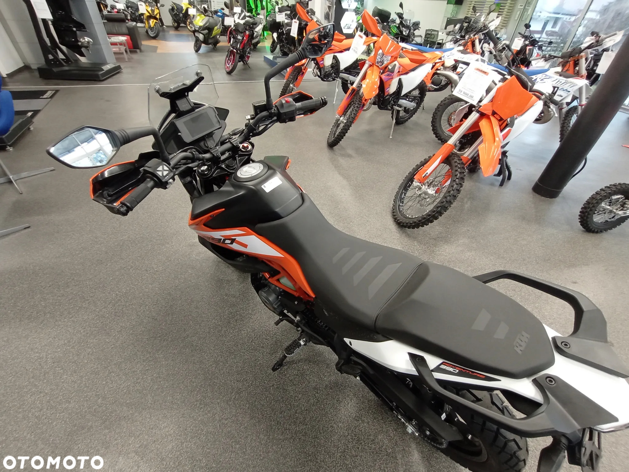 KTM Adventure - 9