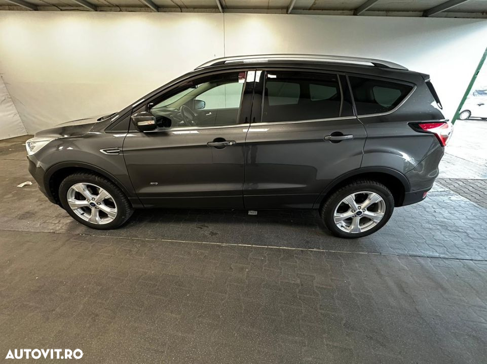 Ford Kuga 2.0 TDCi 4WD Powershift Titanium - 27