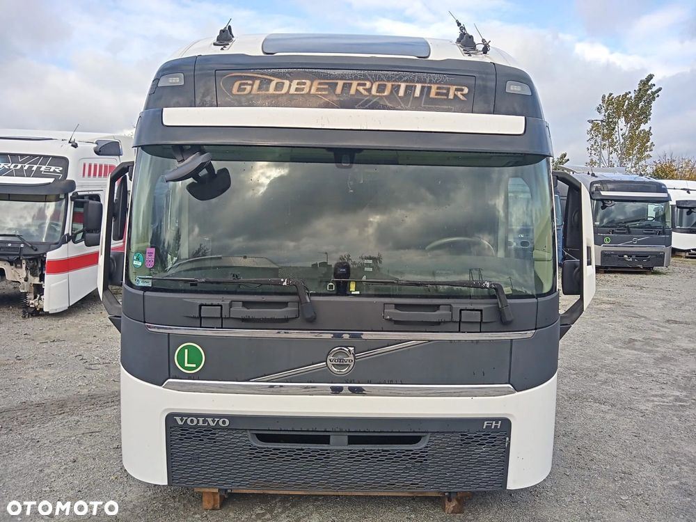 VOLVO FH4 KABINA GLOBETROTTER XL EURO6 2015 - 1