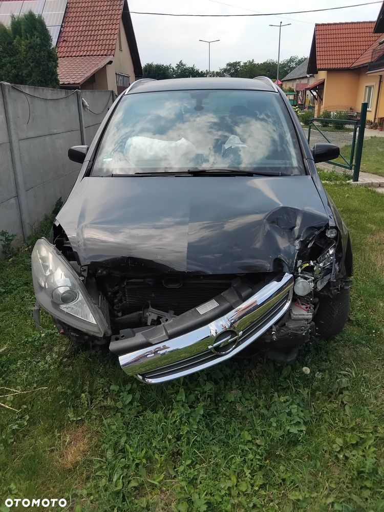 Opel Zafira 1.8 Design Edition - 4