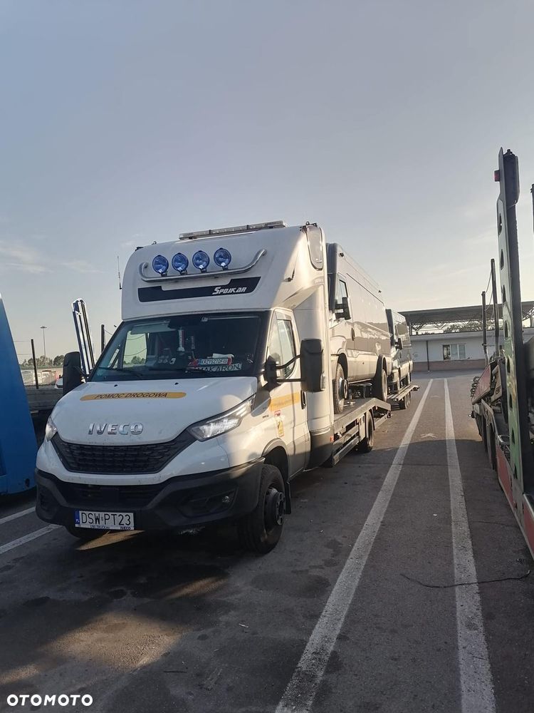 Iveco 70C18 - 9