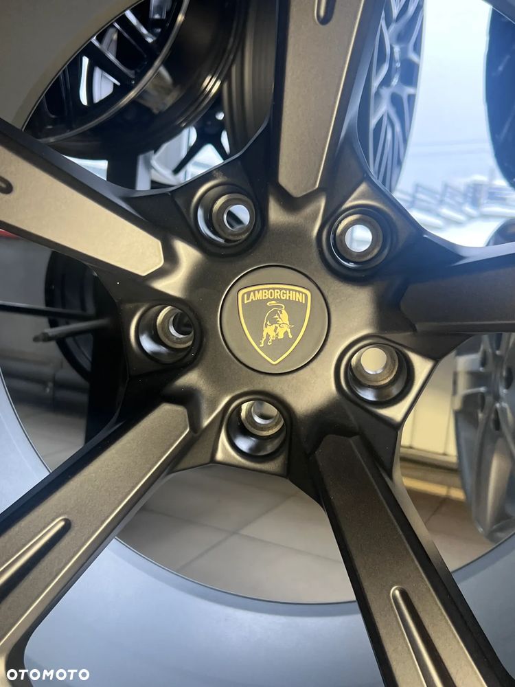 NOWE Koła Zimowe Lamborghini URUS 22'' Opony Pirelli !! - 7