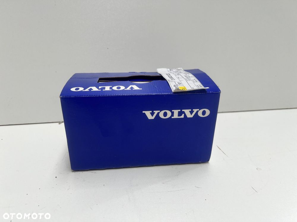 Nowa przepustnica Volvo V40/S40 - 4