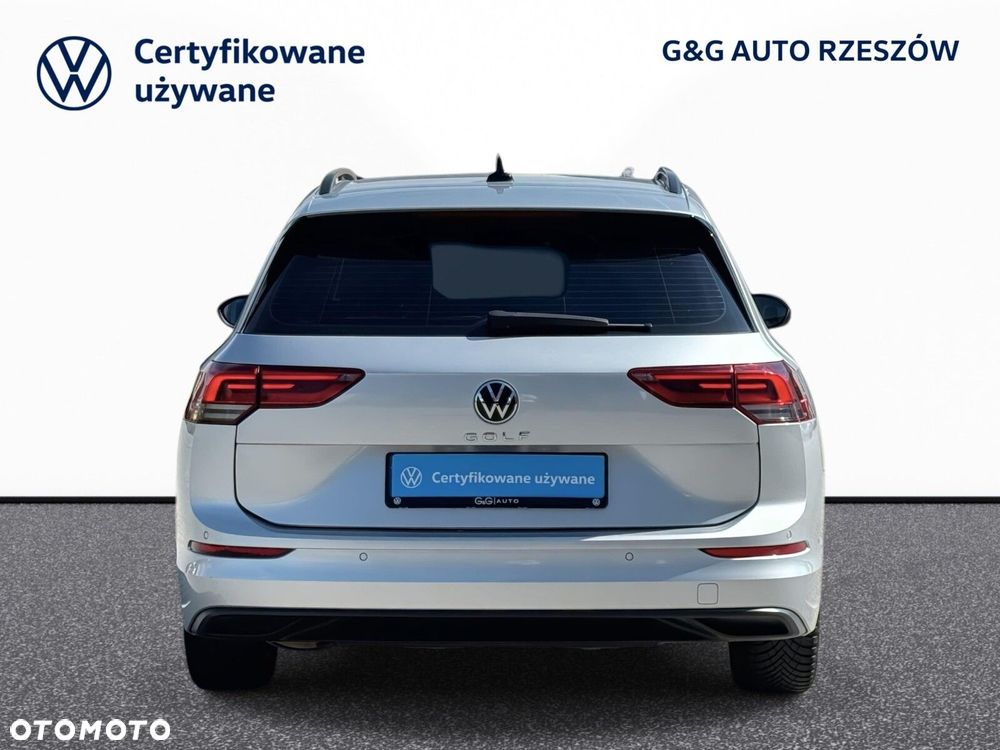 Volkswagen Golf Variant - 13