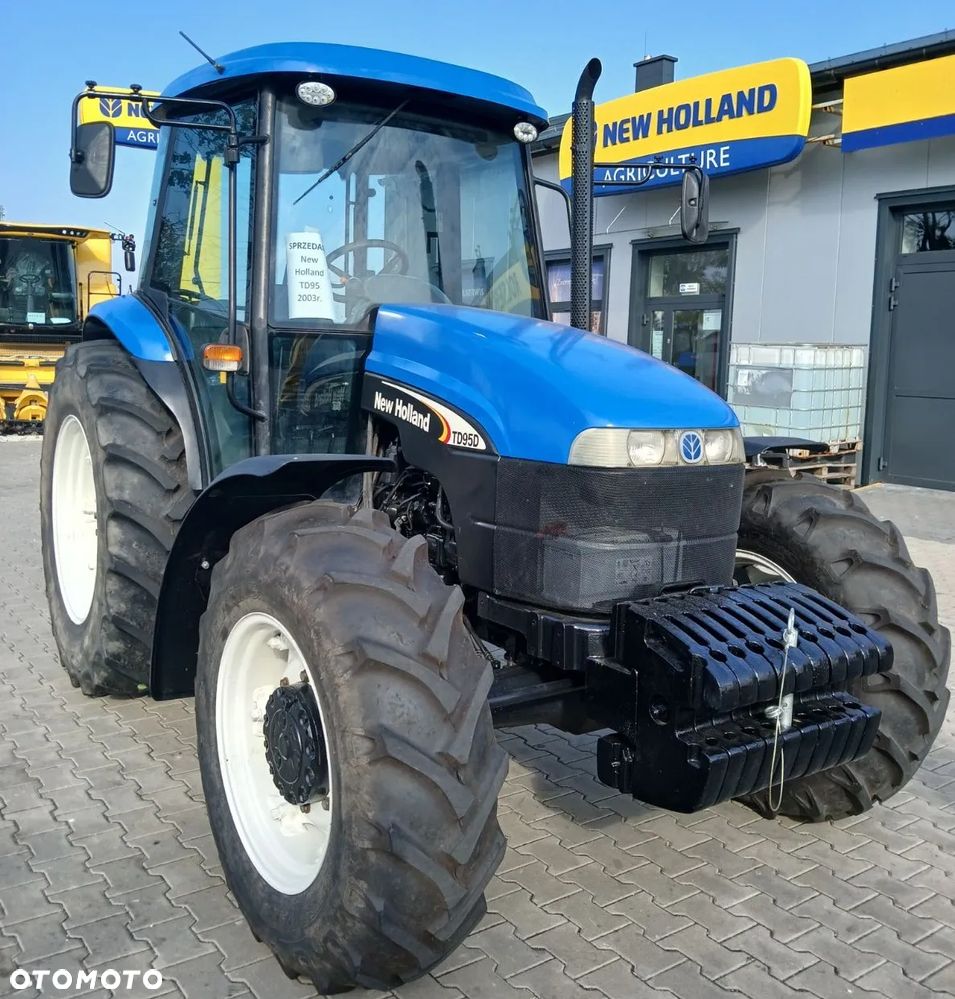 New Holland TD95D
