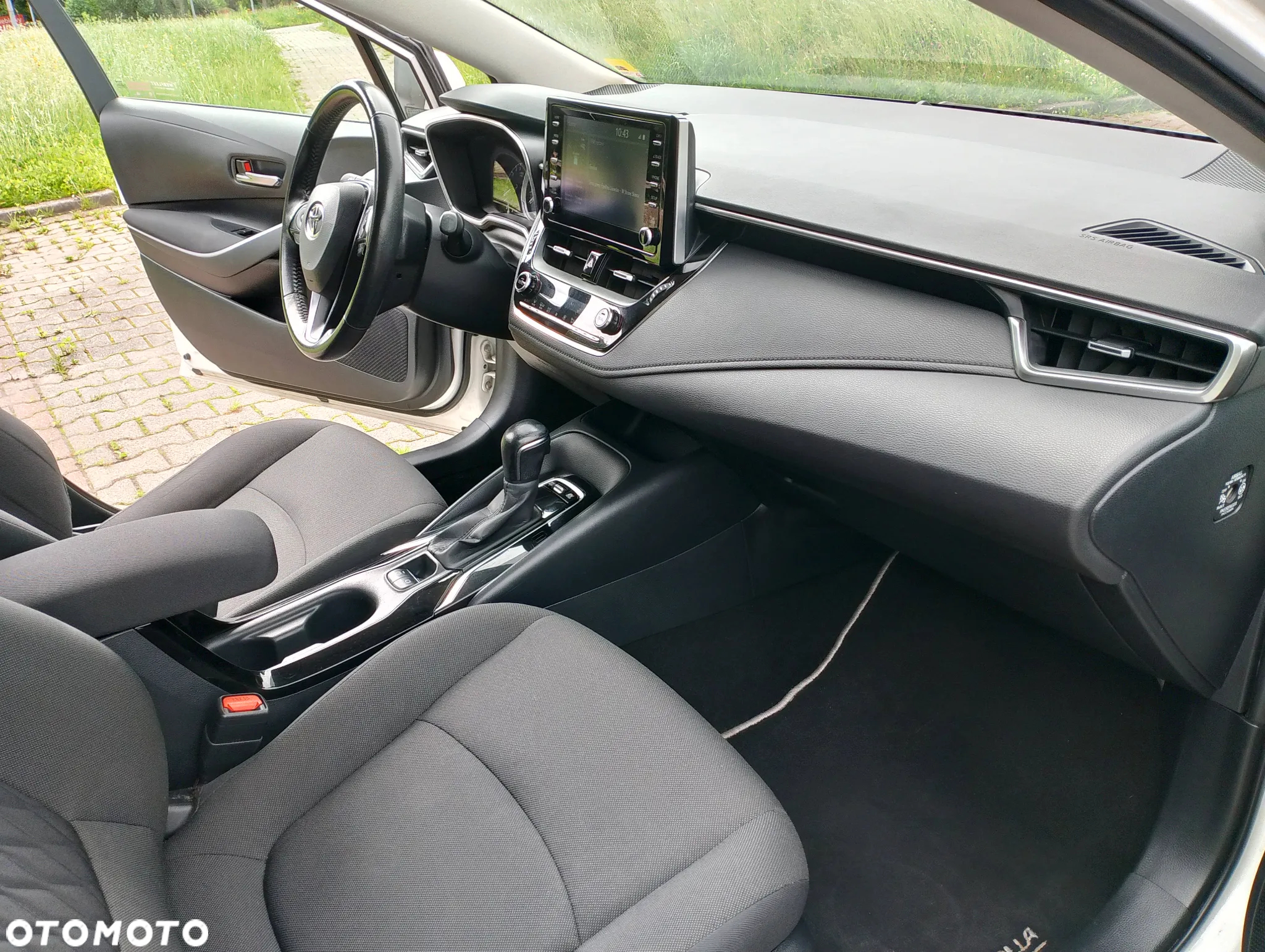 Toyota Corolla 1.8 Hybrid Comfort - 14