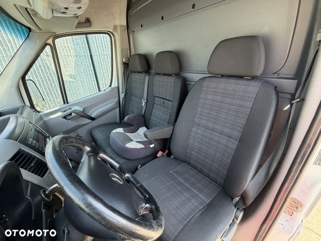 Mercedes-Benz SPRINTER - 21