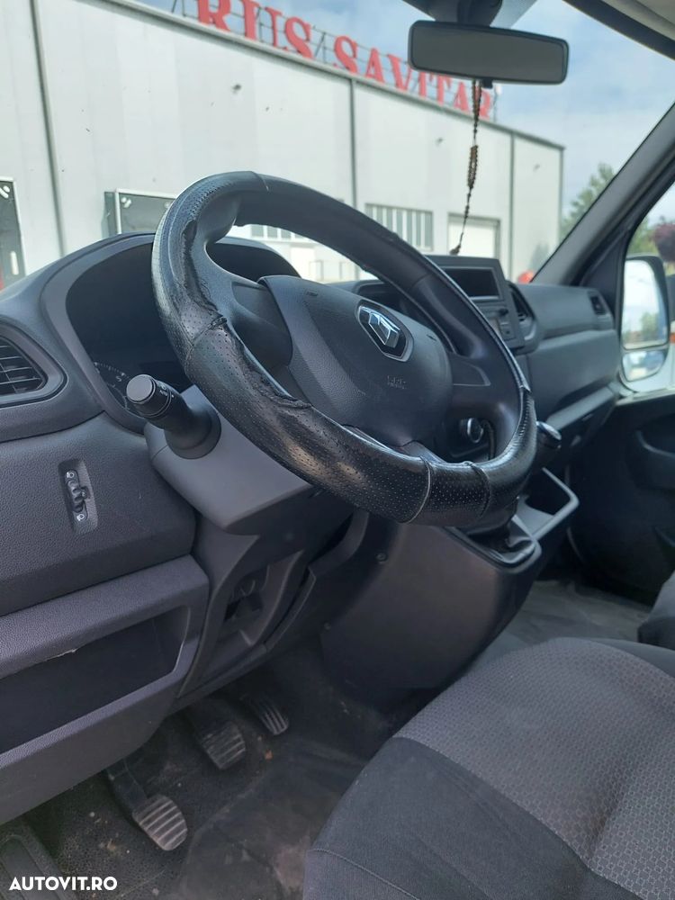 Renault Master 2.3 Blue dCi 135 TT Furgon CD 3,5t L3H2 9 m3 - 9