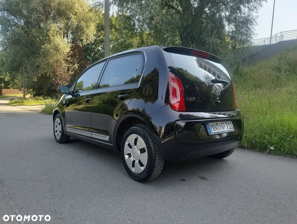 Volkswagen up! club - 28
