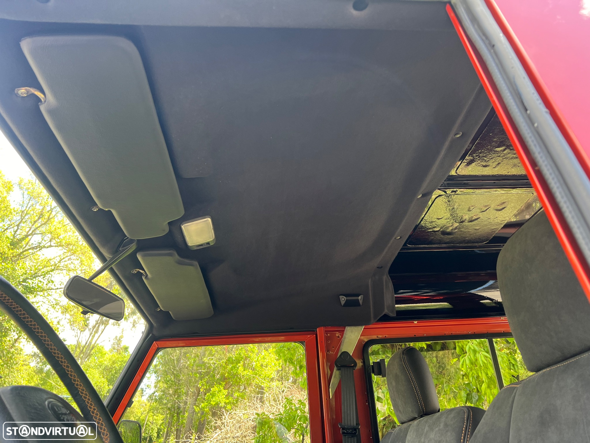 Land Rover Defender 90 2.5 TD5 Metal Top - 15