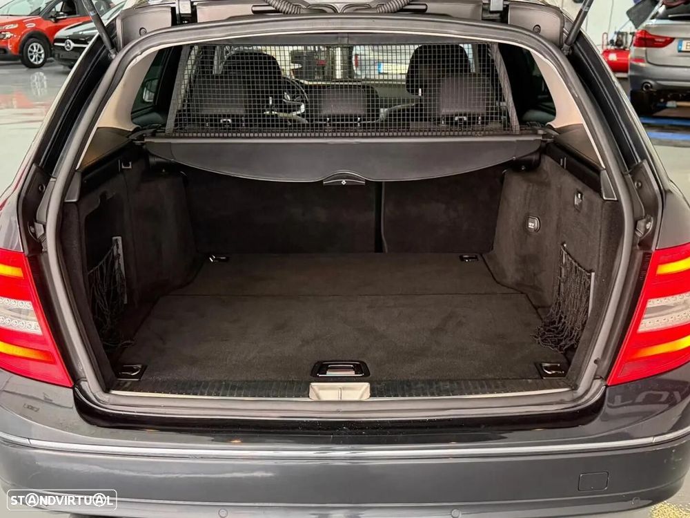 Mercedes-Benz C 220 - 10