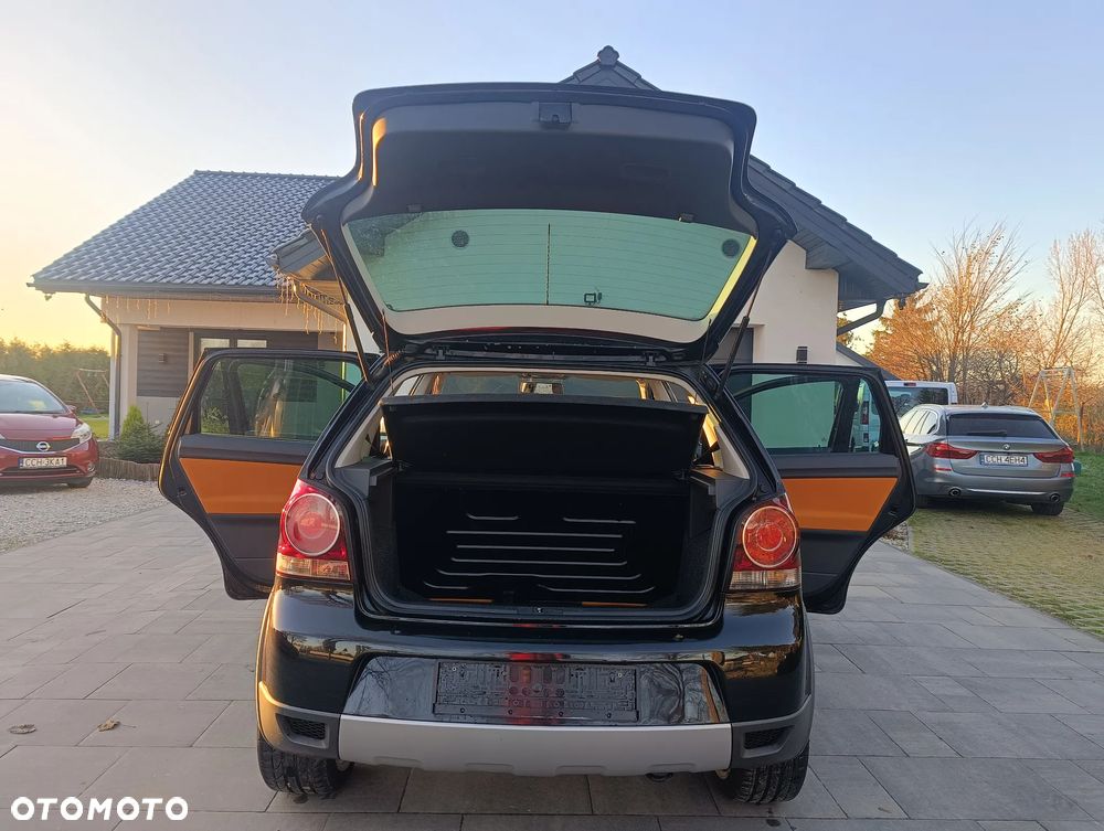 Volkswagen Polo Cross - 8