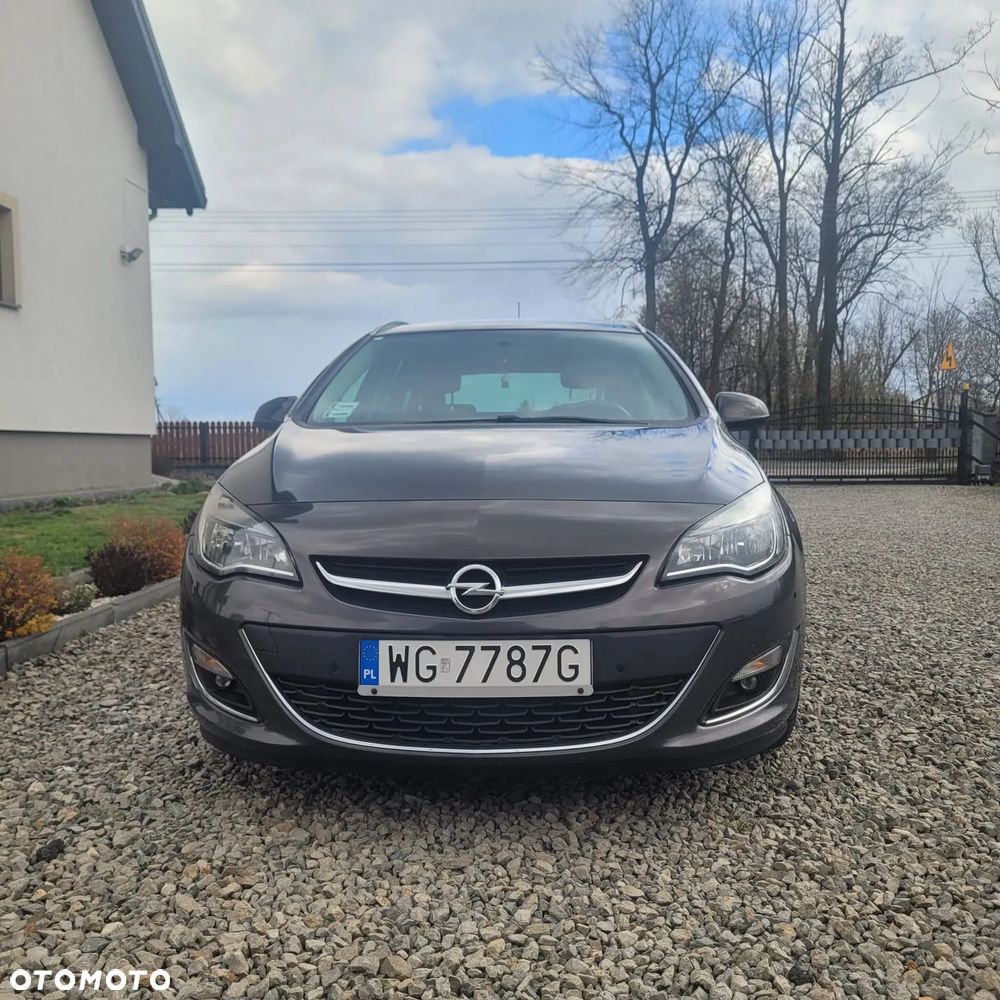 Opel Astra 1.6 CDTI Cosmo - 1