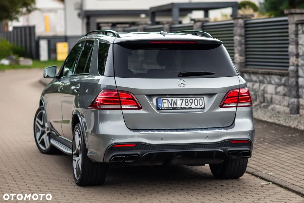 Mercedes-Benz GLE - 15