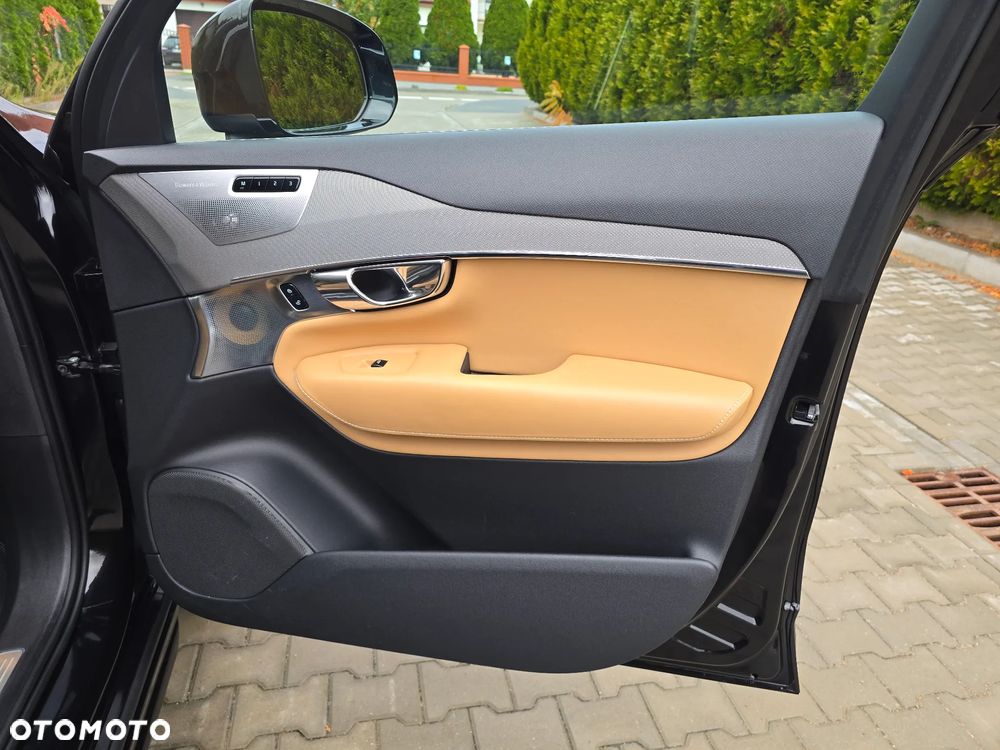 Volvo XC 90 D5 AWD Geartronic Inscription - 28