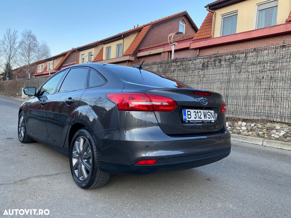 Ford Focus - 2