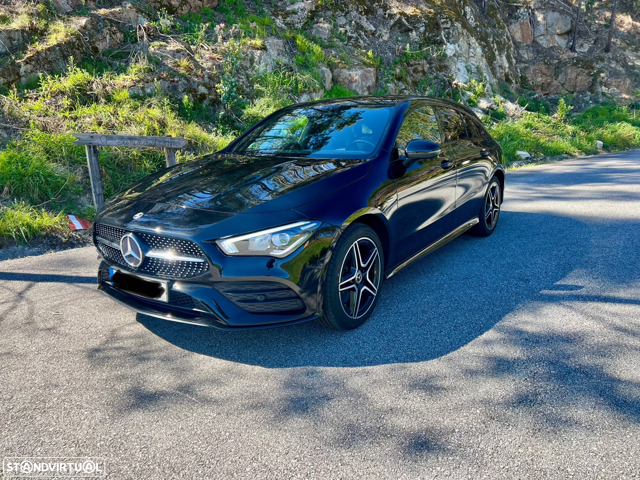 Mercedes-Benz CLA 250 e Shooting Brake AMG Line - 3