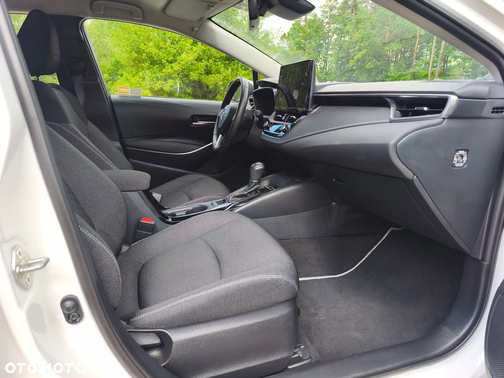 Toyota Corolla 1.8 Hybrid Comfort - 14