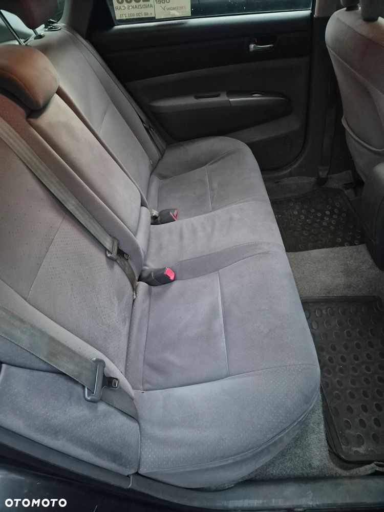 Toyota Prius 1.5 VVT-i Sol - 6