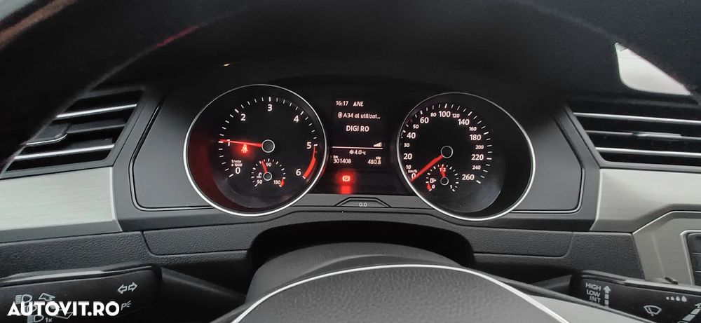 Volkswagen Passat 2.0 TDI SCR Highline - 18