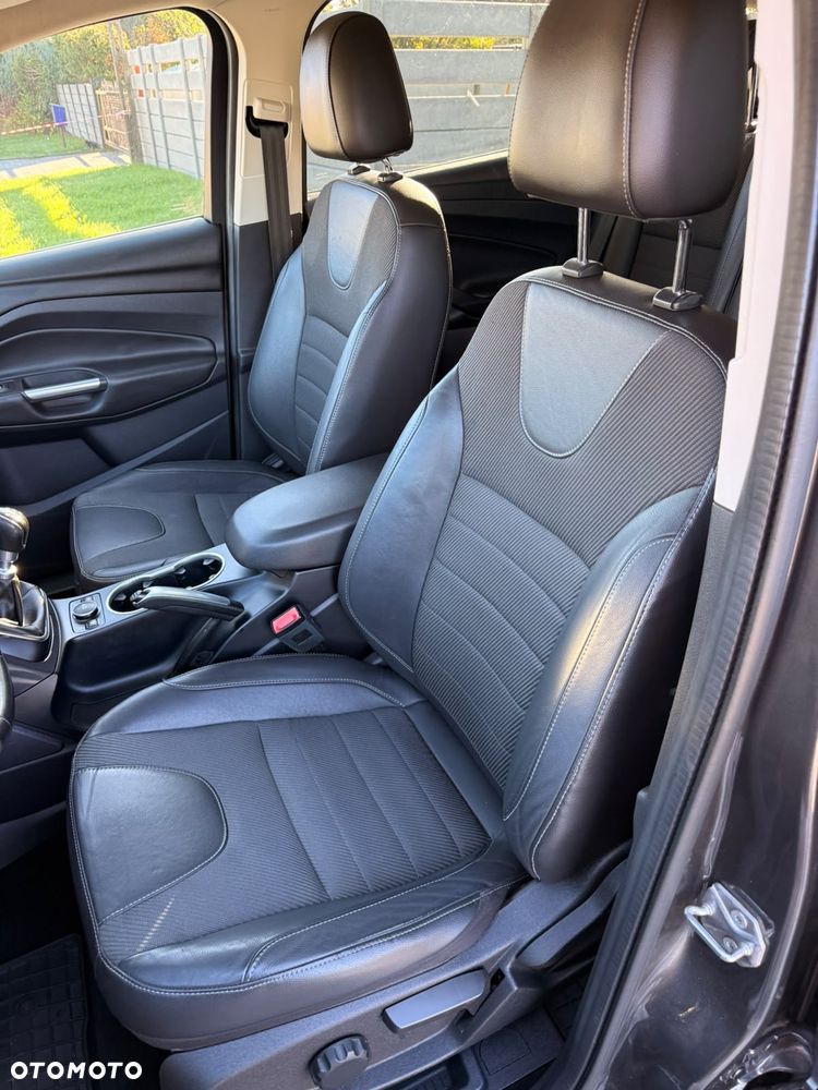 Ford Kuga 2.0 TDCi 4x4 Titanium - 11