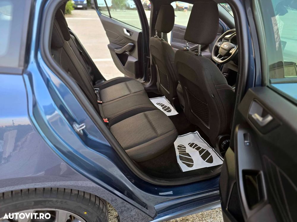 Ford Focus 1.0 EcoBoost ST-Line - 15