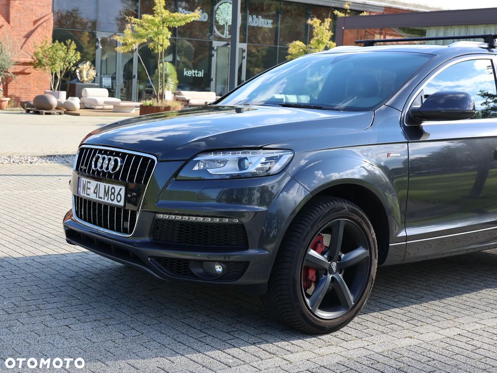 Audi Q7 - 1