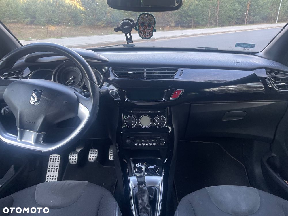 Citroën DS3 e-HDi 90 FAP SoChic - 7