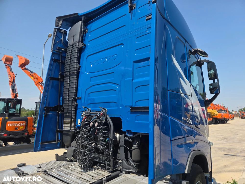 Volvo FH500, euro 6, 2020, 506.819km, cutie automata, 2 rezervoare TOTAL 1.015l, frigider, Aer cond stationare, anv BALON punte fata 90% ok, spoilere cabina, motor 12,7l, rulat doar in GERMANIA, posibilitate leasing 4 ani, PROMOTIE 47.900 EUR+Tva - 20