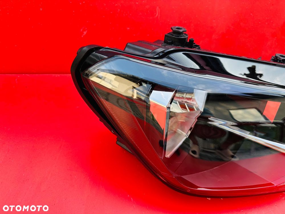 LAMPA PRAWA VW CADDY 4 IV ZWYKŁA 2K1941016 - 2