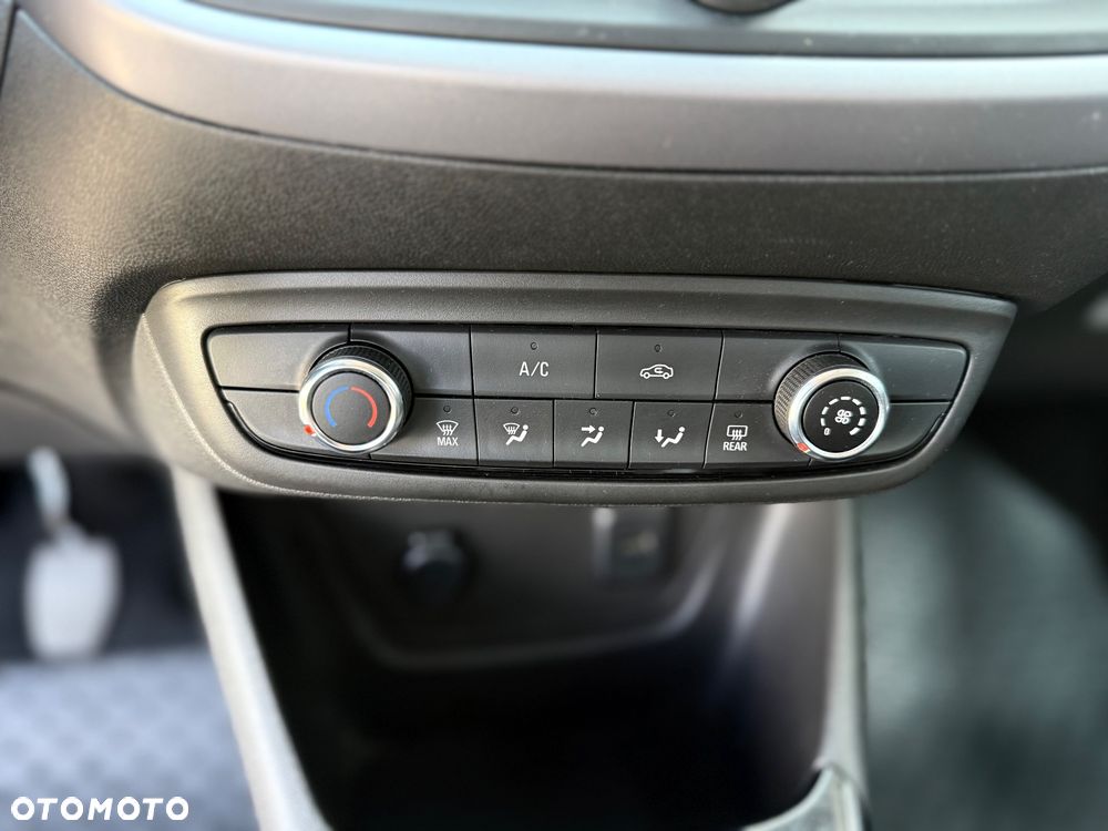 Opel Crossland X - 24