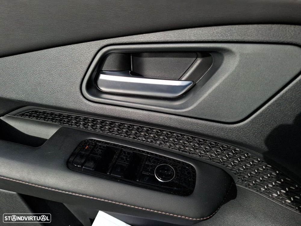 Nissan Ariya 63 kWh Advance Carr. 22kW + Teto Panorâmico - 20