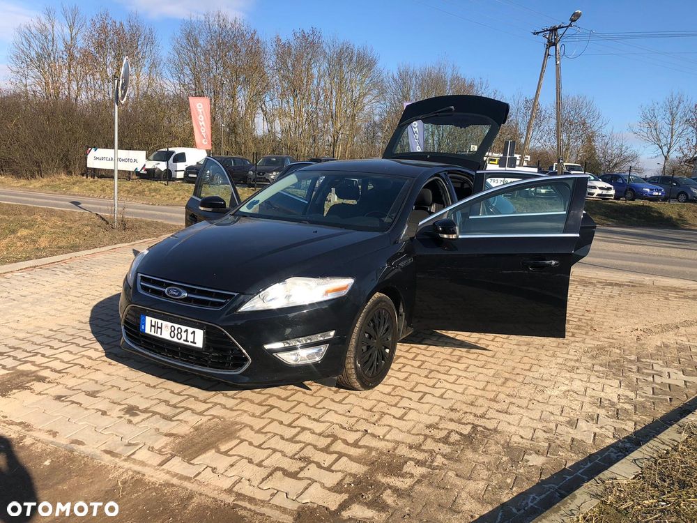 Ford Mondeo 1.6 T Ghia - 24