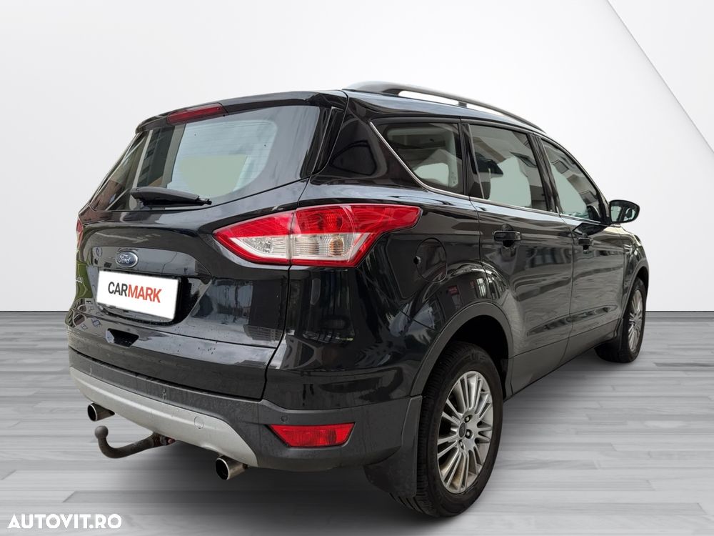 Ford Kuga 2.0 TDCi 4x4 Aut. Titanium - 5