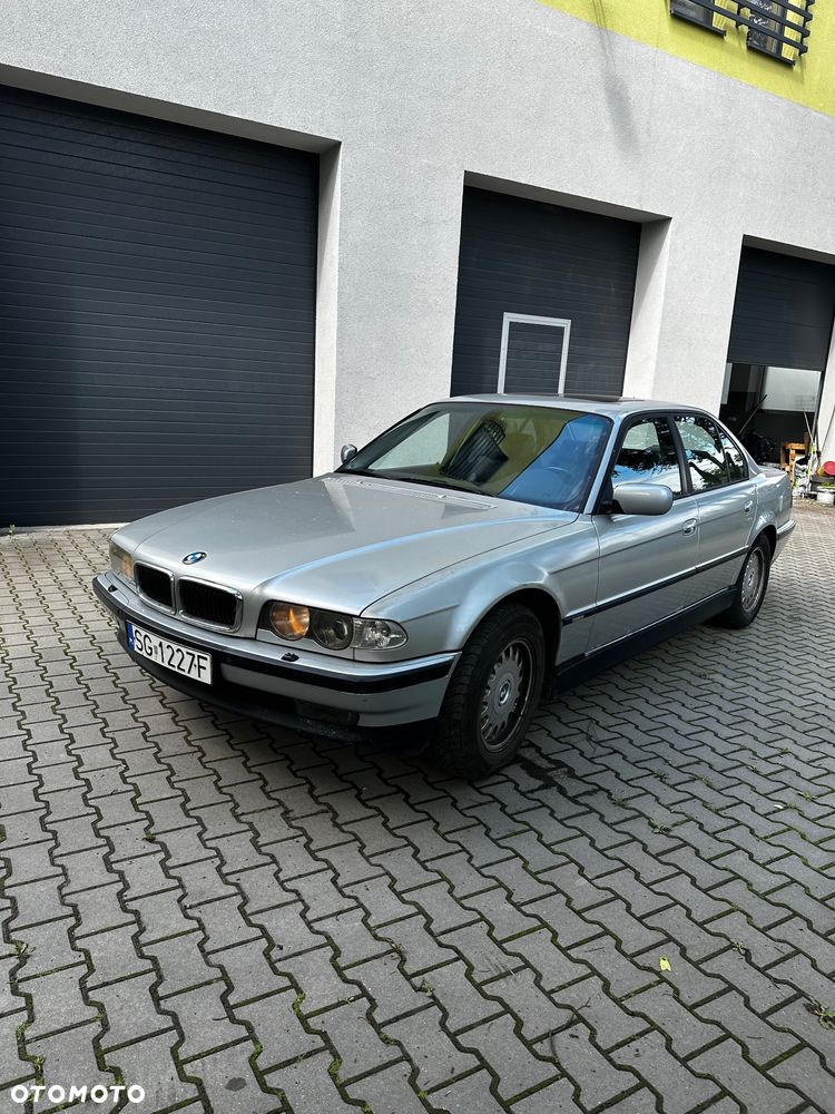 BMW Seria 7 - 3
