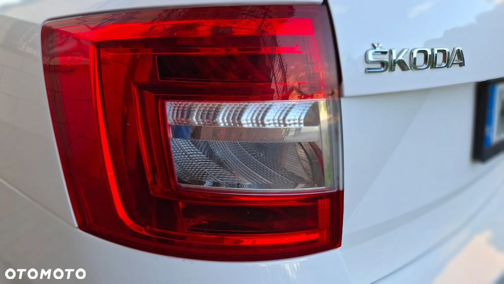 Skoda Octavia 1.6 TDI Ambition - 14