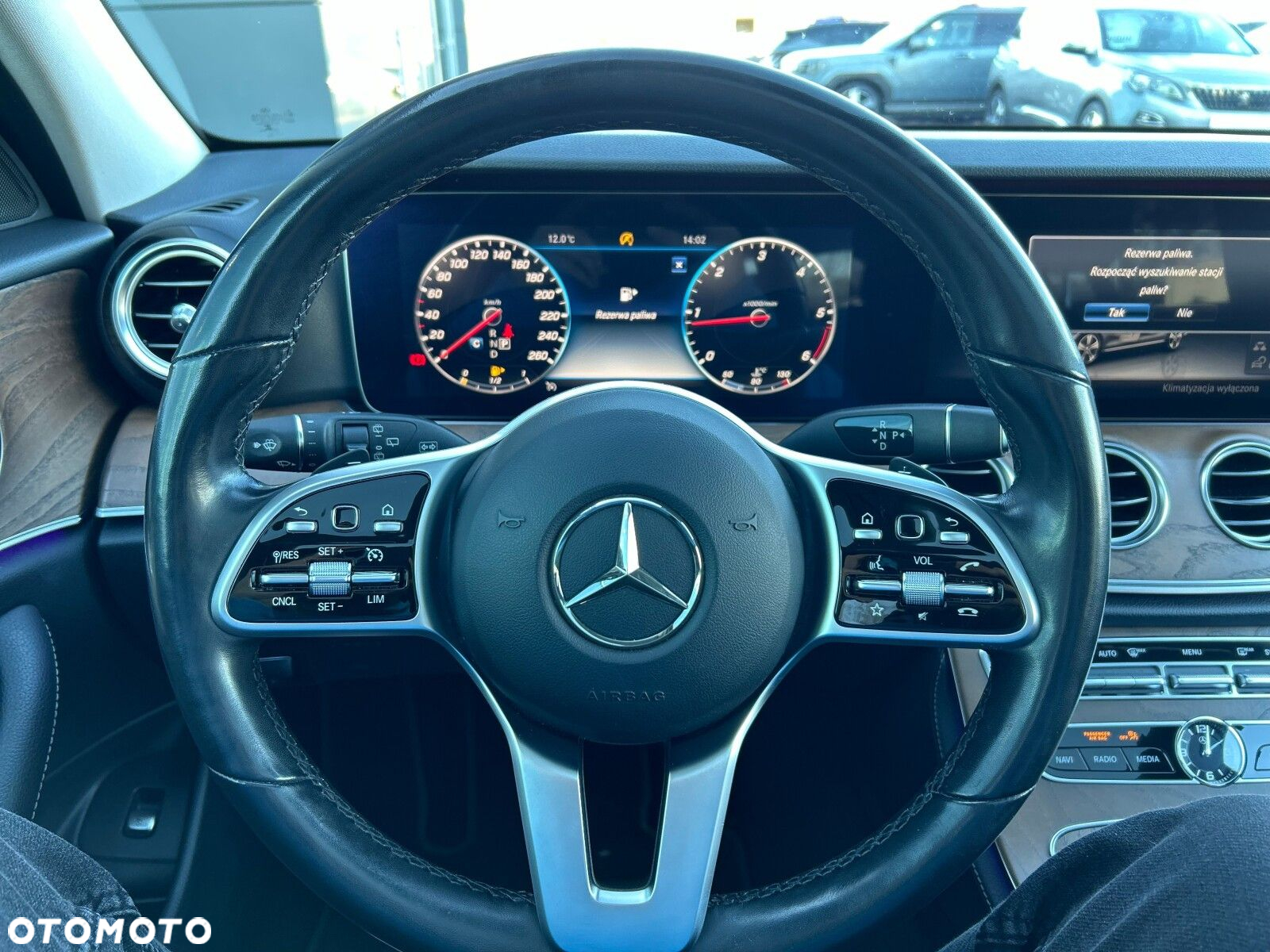 Mercedes-Benz Klasa E 220 d 4-Matic 9G-TRONIC - 13